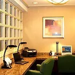 Courtyard By Marriott Oakland Airport 